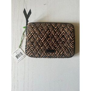 Vera Bradley E-Reader Sleeve In “zebra”….New With Tag Retail $28.00